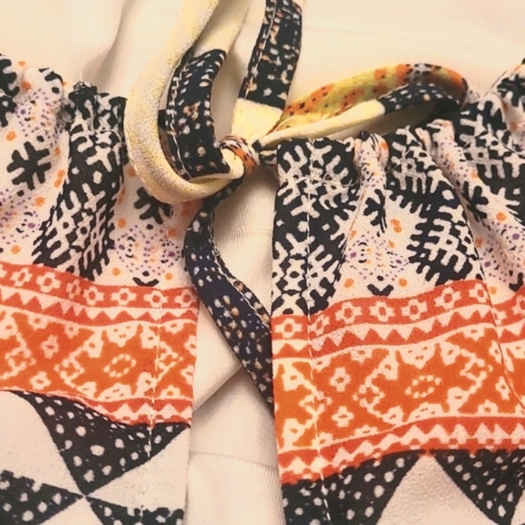 Sanctuary Colorful Halter Summer Dress - Picture 6 of 9